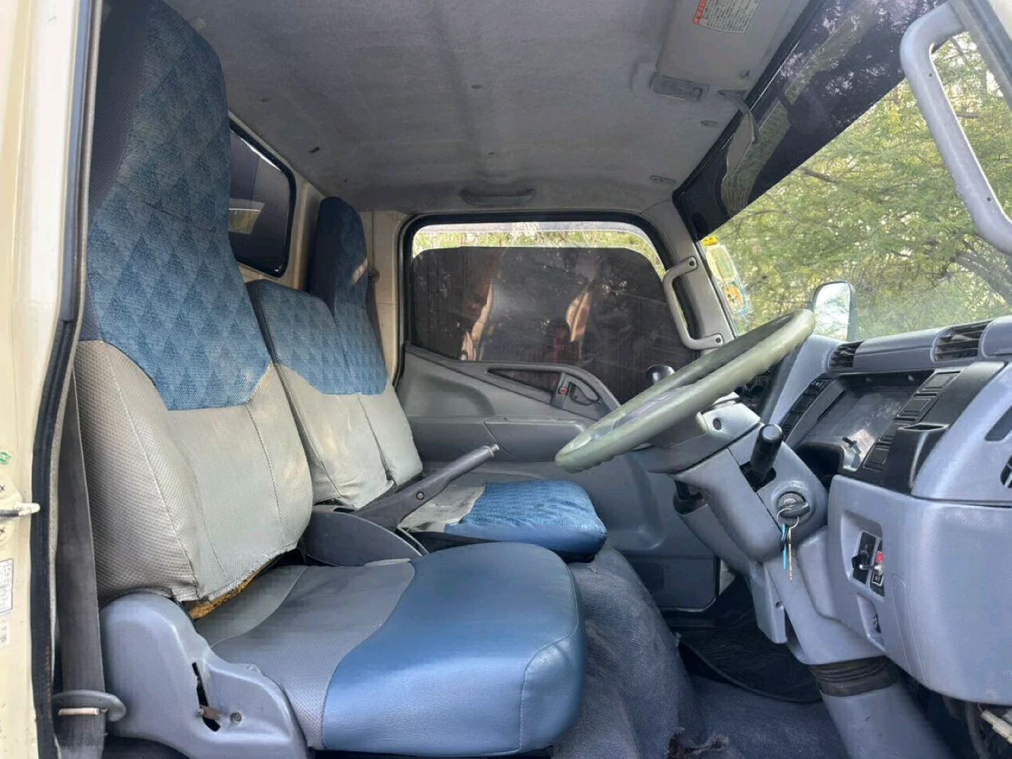 Mitsubishi Canter Box Truck 2006 Reg ECX thumbnail 9