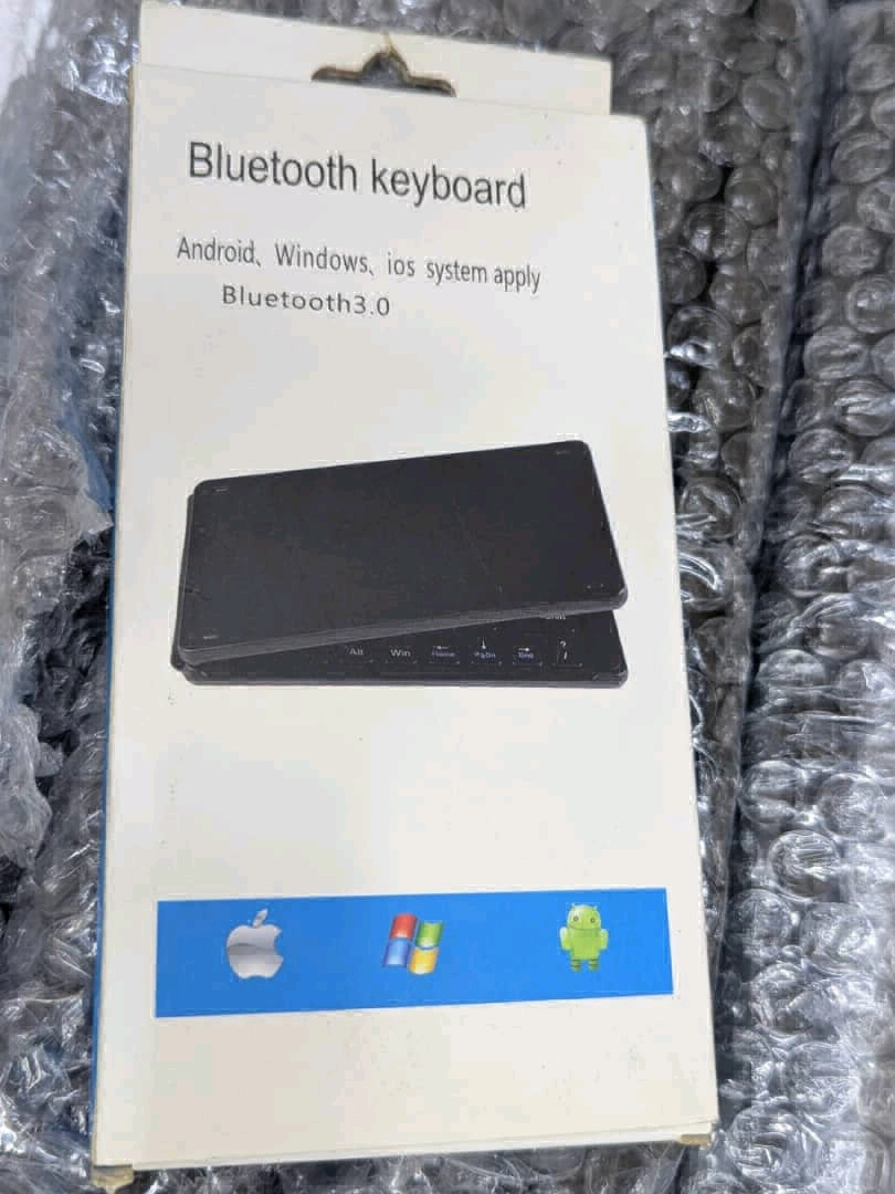 Portable Universal Mini Bluetooth Keyboard