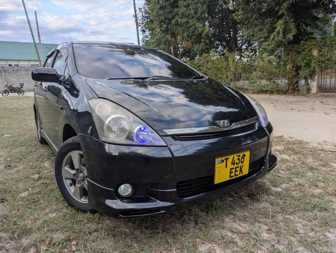 Toyota Wish 2005 (EEK)