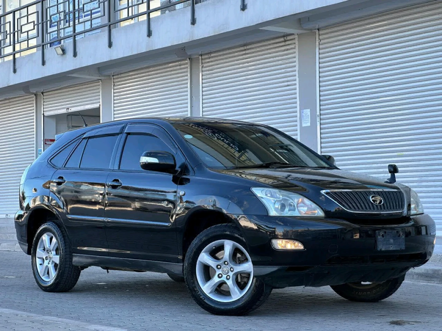 Toyota Harrier 2006 Automatic SUV thumbnail 3
