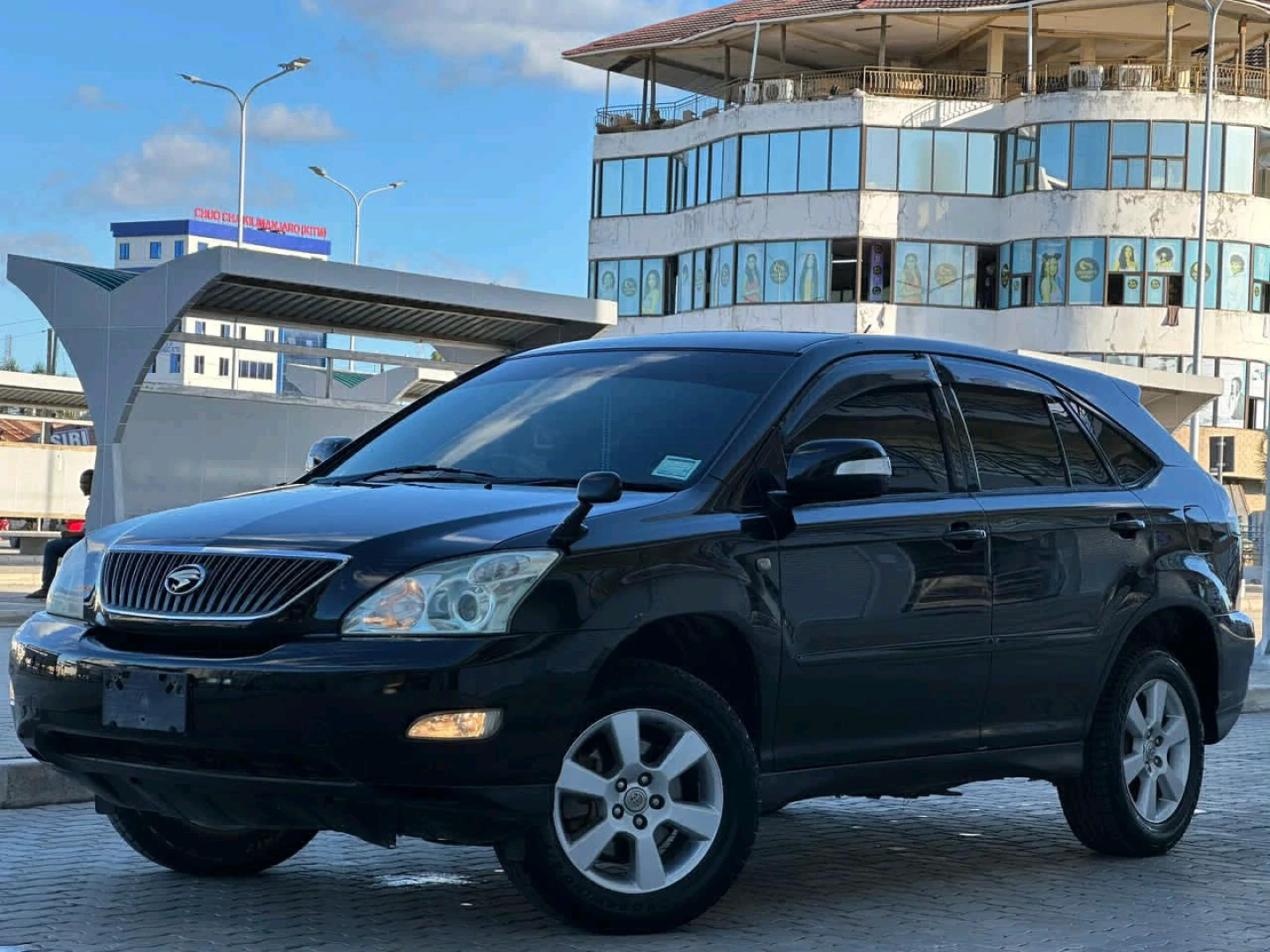 Toyota Harrier 2006 Automatic SUV thumbnail 4