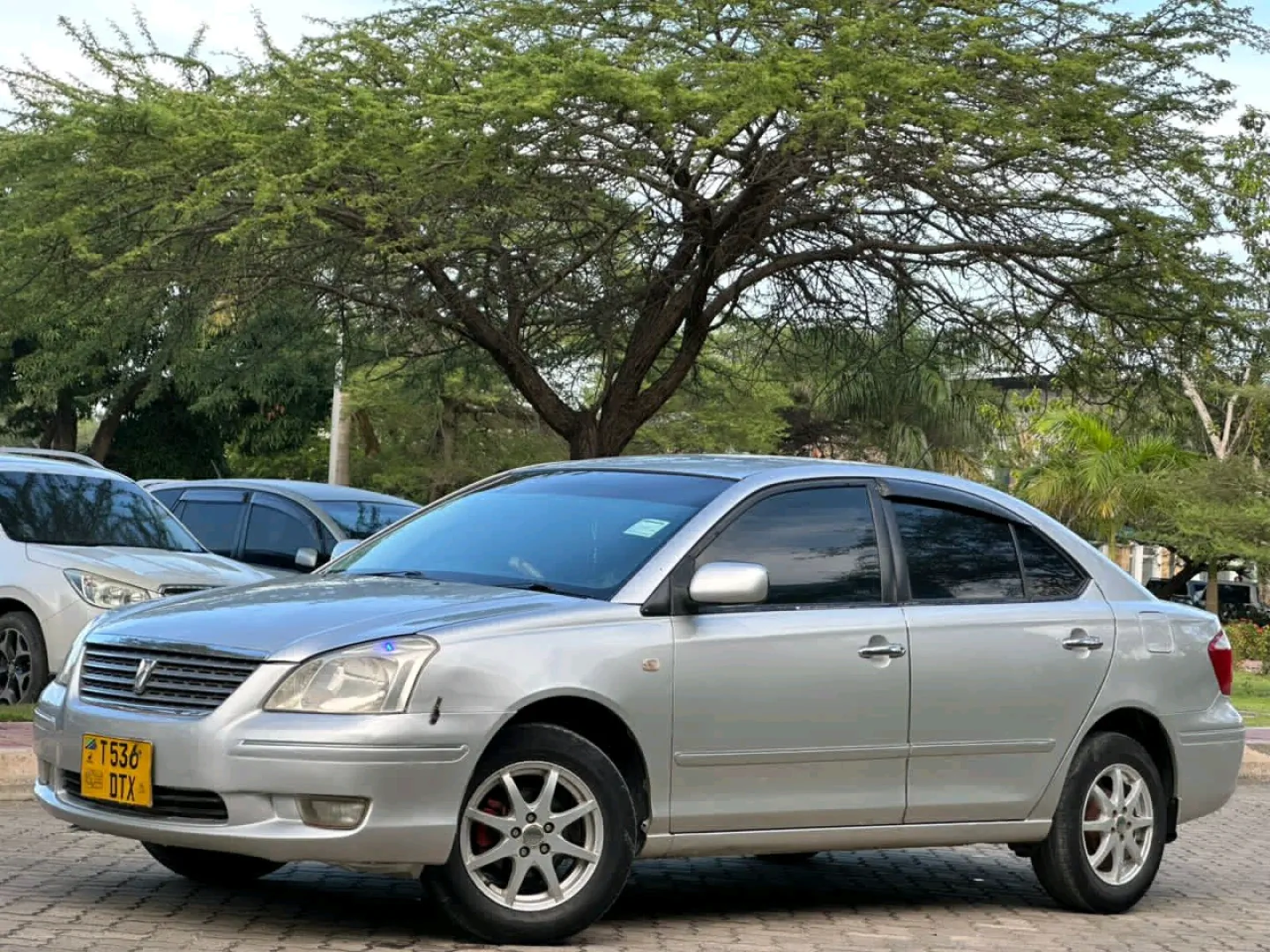 Toyota Premio X 2004 Model thumbnail 5