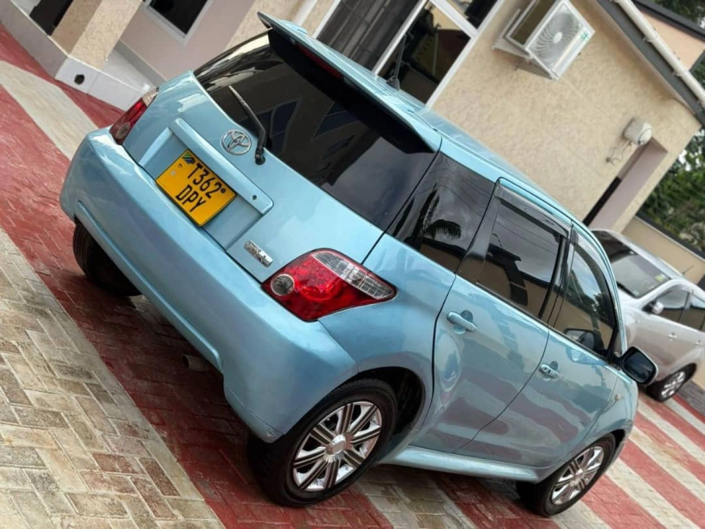 Used Toyota Ist 2005 Model (9.8M TZS) thumbnail 2