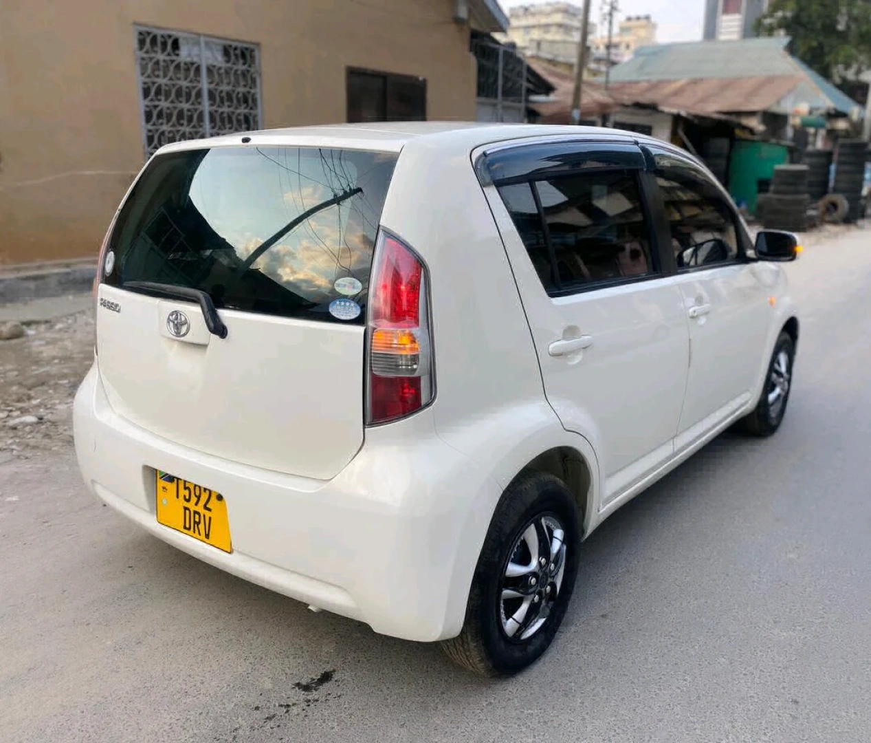 Toyota Passo DRV 2007 Model thumbnail 4
