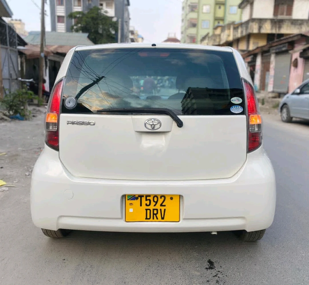 Toyota Passo DRV 2007 Model thumbnail 6