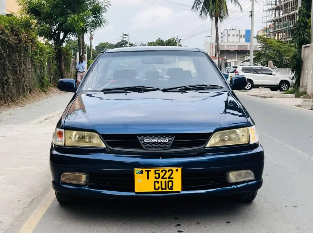 Toyota Carina Sedan