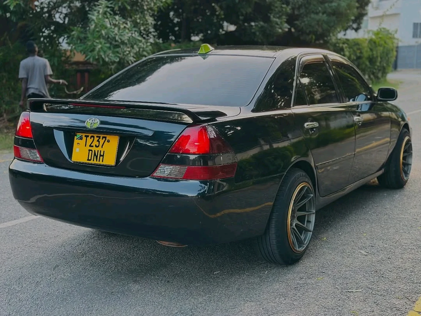 Toyota Mark II Grand Sedan thumbnail 6