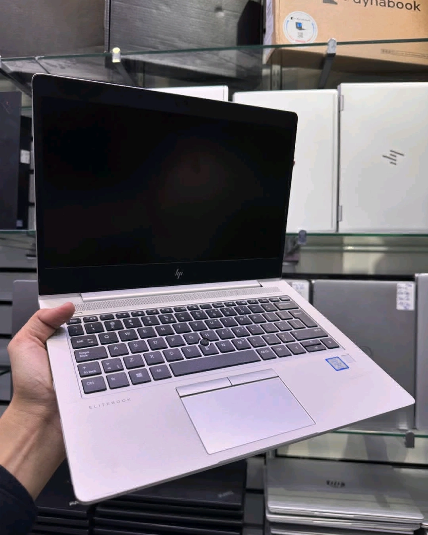 HP EliteBook 830 G5 Core i5 8GB RAM 256GB SSD