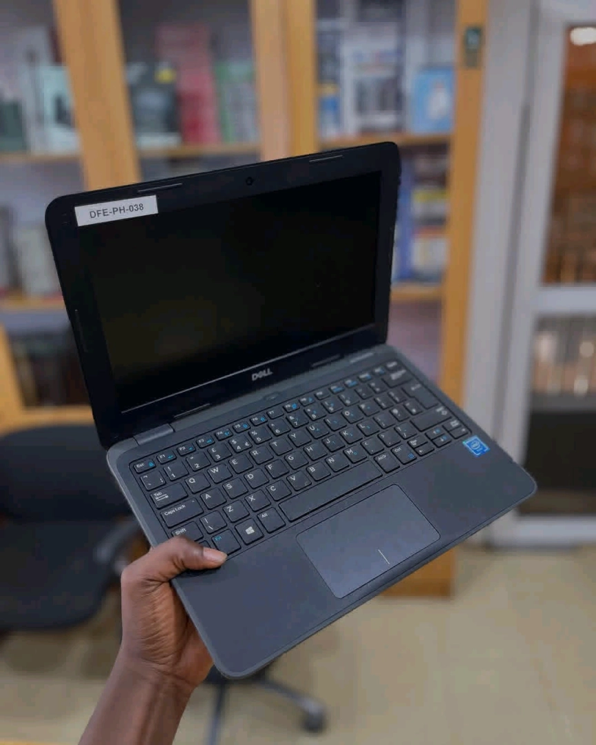 Dell Latitude 3190 Slim Laptop 4GB RAM 192GB SSD thumbnail 3