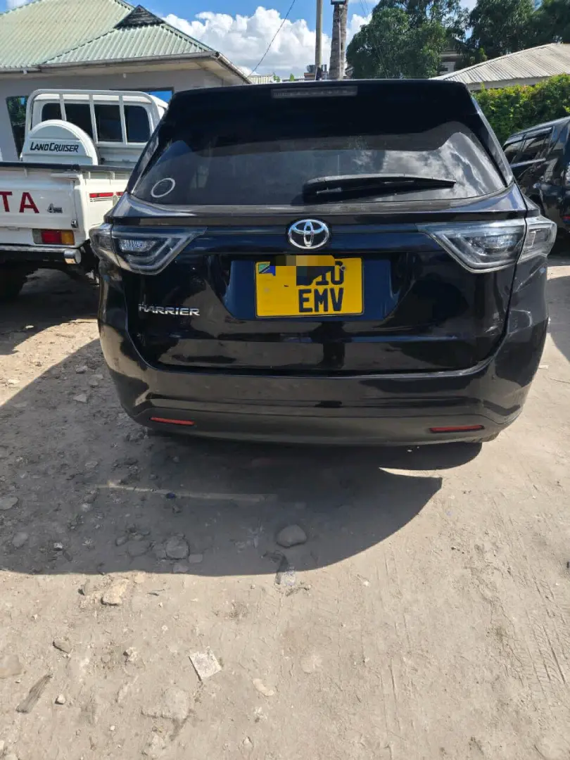 Toyota Harrier Anaconda 2016