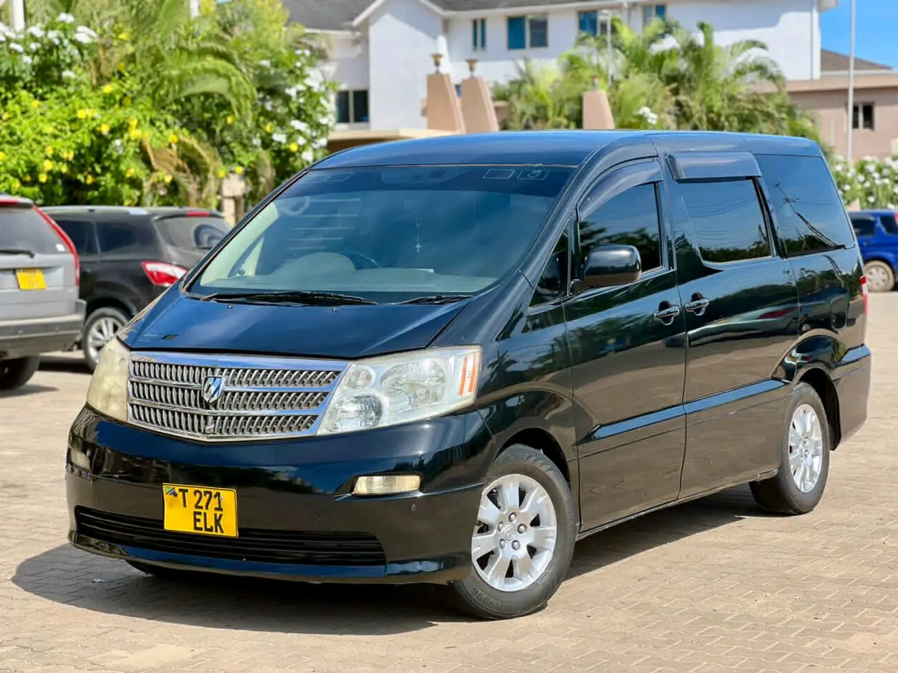 Toyota Alphard 2003 (ELK) thumbnail 3